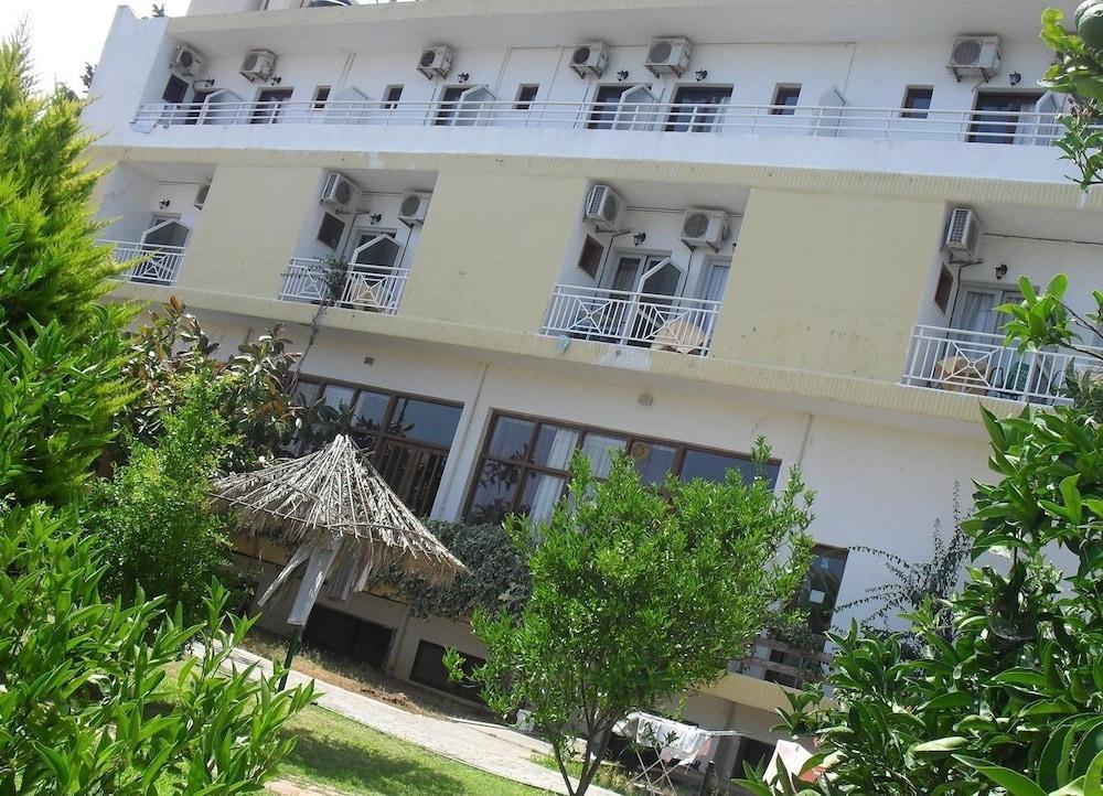 Armonia Hotel Stalís Luaran gambar