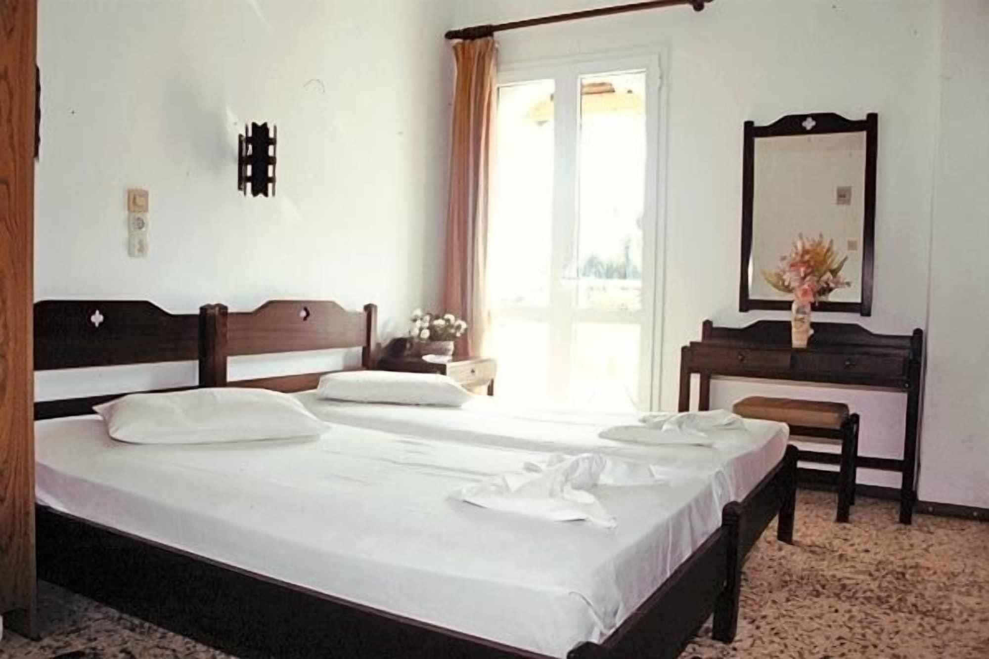 Armonia Hotel Stalís Luaran gambar